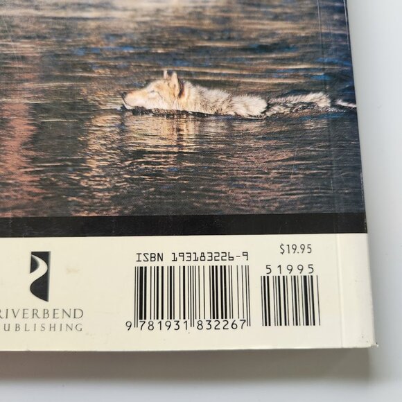 Yellowstone Wolves in the Wild by James Halfpenny Paperback Book 9781931832267 P - Picture 5 of 11